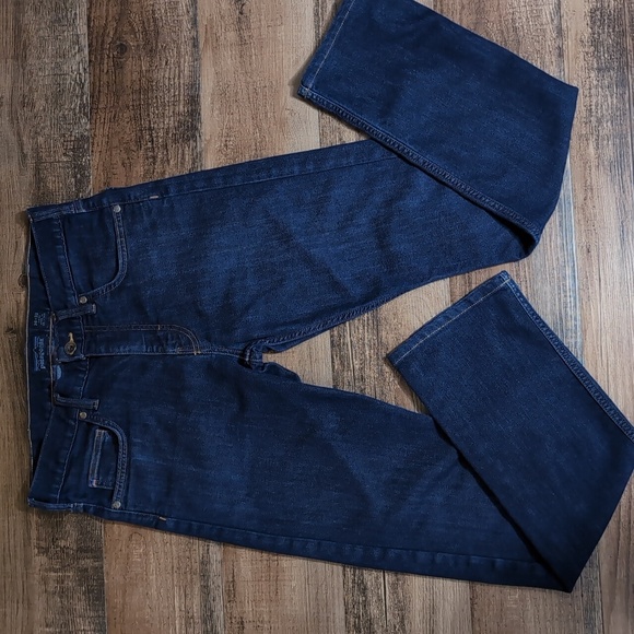 Patagonia Performance Straight Fit Jeans Size 30x32 Dark Blue Wash - Picture 1 of 10